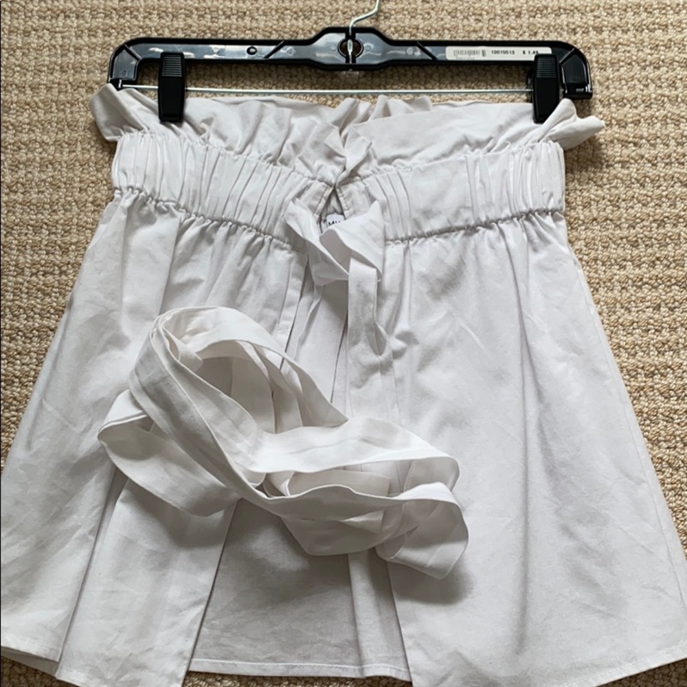 Ruffle skirt